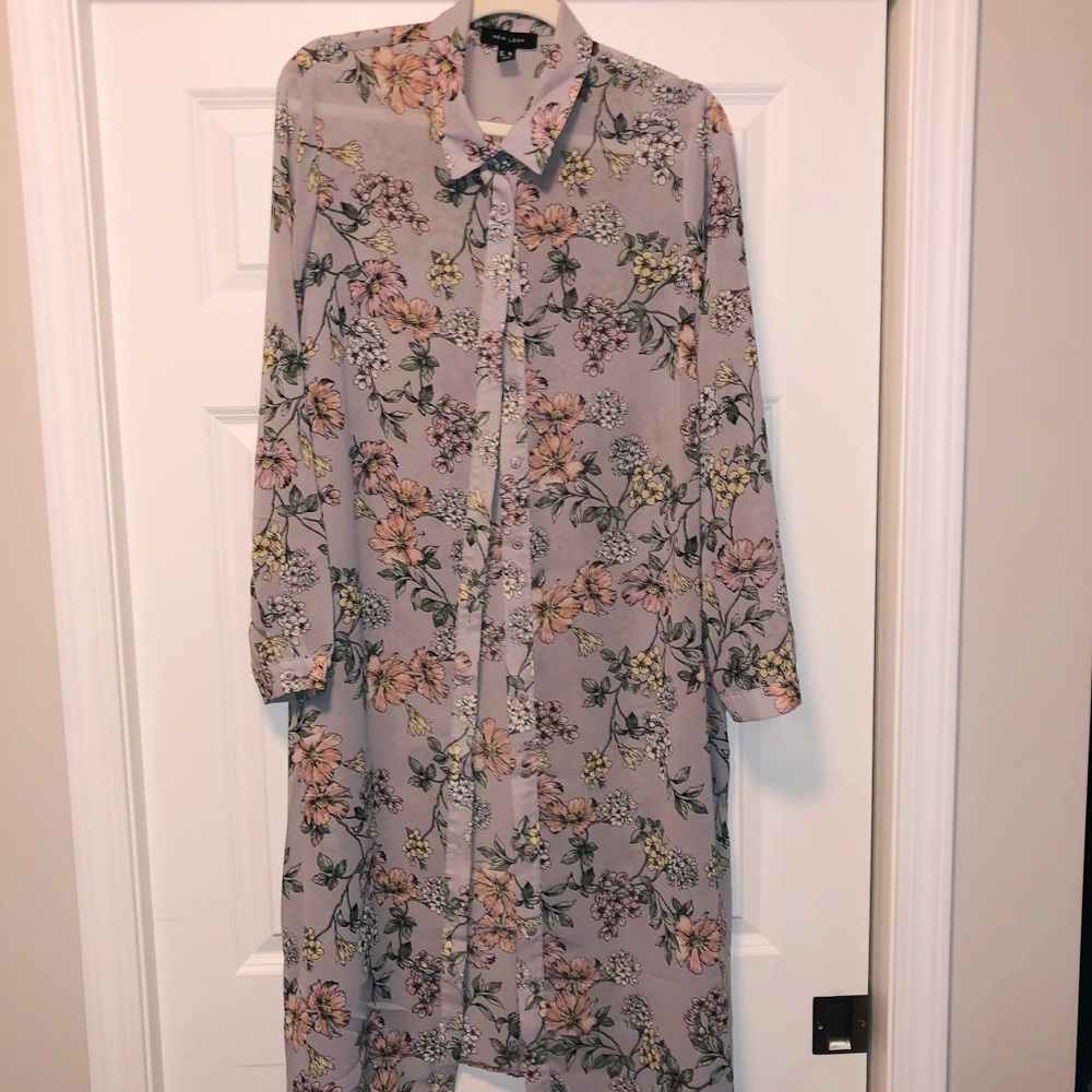 Gently used - New Look - long-sleeve, longline blouse